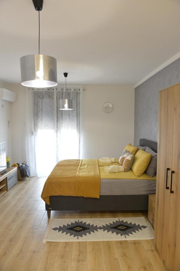 Apartman Liliom Subotica Exterior photo